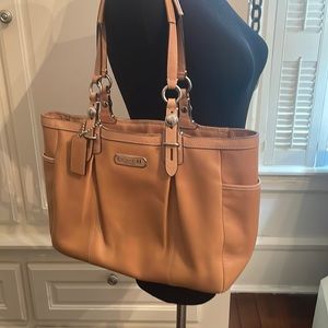 Beautiful leather Coach bag